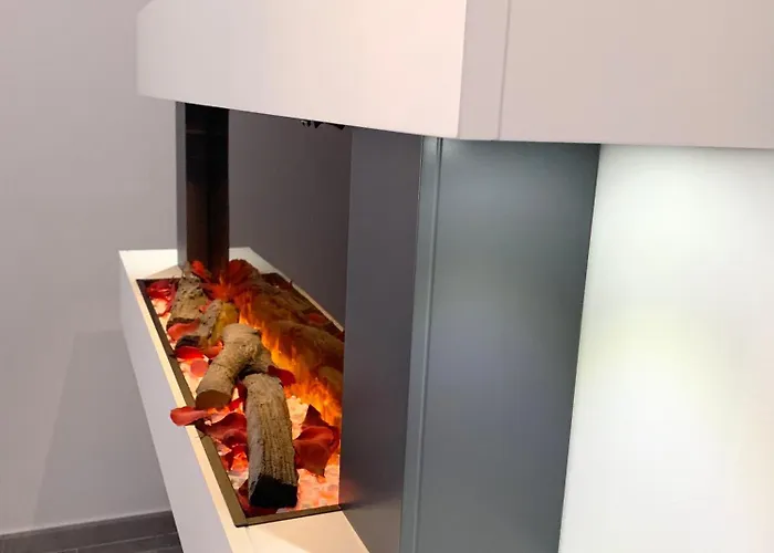 International House Apartment *